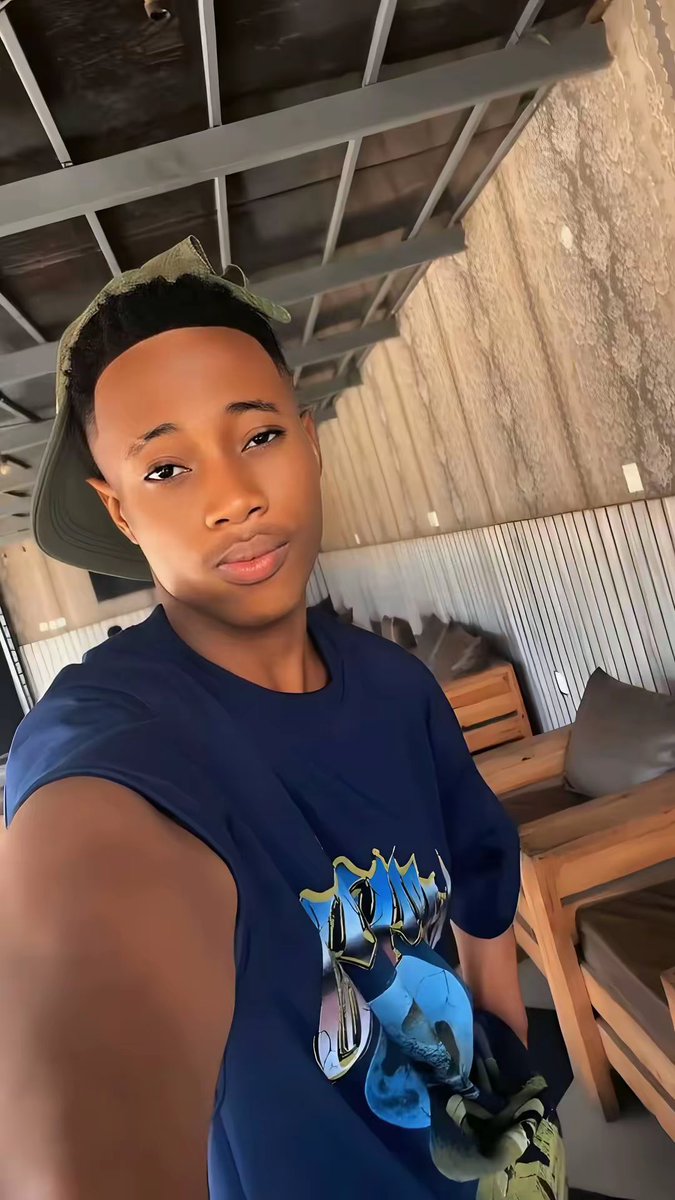 GT_biee's tweet photo. 😮‍💨 happy last Sunday of October https://t.co/ONwa9kcNAl