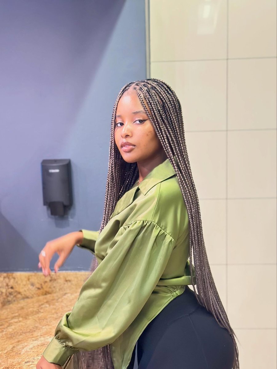 ompabaletseswee's tweet photo. proud of myself https://t.co/ZT5LQgVnup