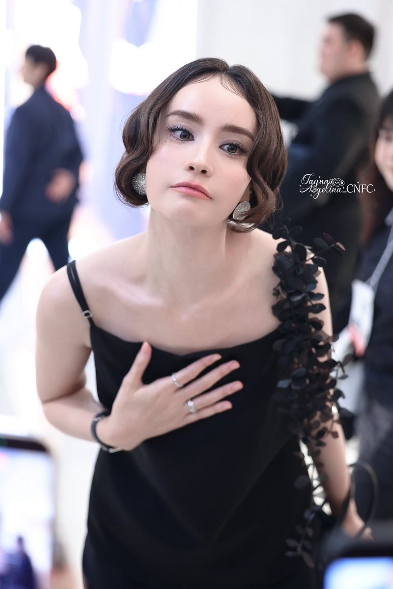 JaynaAngelinaCN's tweet photo. 💛✨ Every glimpse of you is pure beauty, and every moment is filled with irresistible charm. 😍

GINJAY NICHP EFW26
#GinJayatEFW26ICONSIAM 

#aangelinaass https://t.co/E4PzWT7vjf