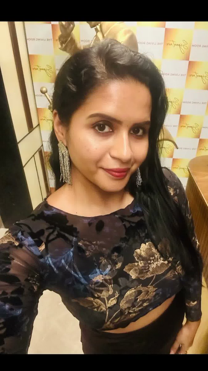 meauntyramya's tweet photo. nan aunty pudikuma pa https://t.co/pCmvcAvlwb