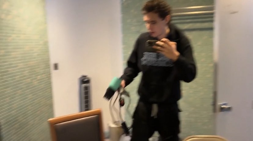 phanifyit's tweet photo. Daniel stop using a hairdryer and let those curls have some product and definition pls https://t.co/J2vFb0PQlw