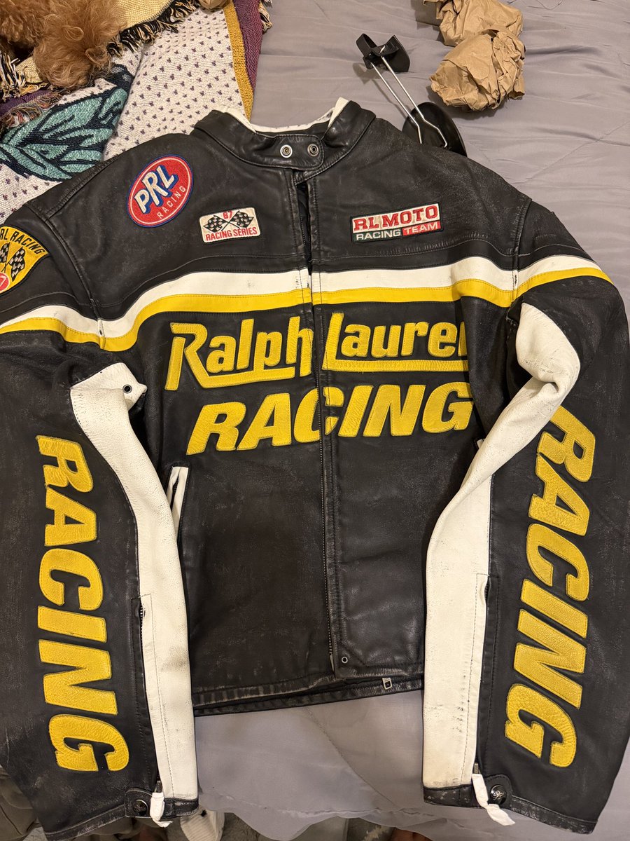 RL_Mook's tweet photo. My favorite piece this fall so far https://t.co/5Yb4bKXldI