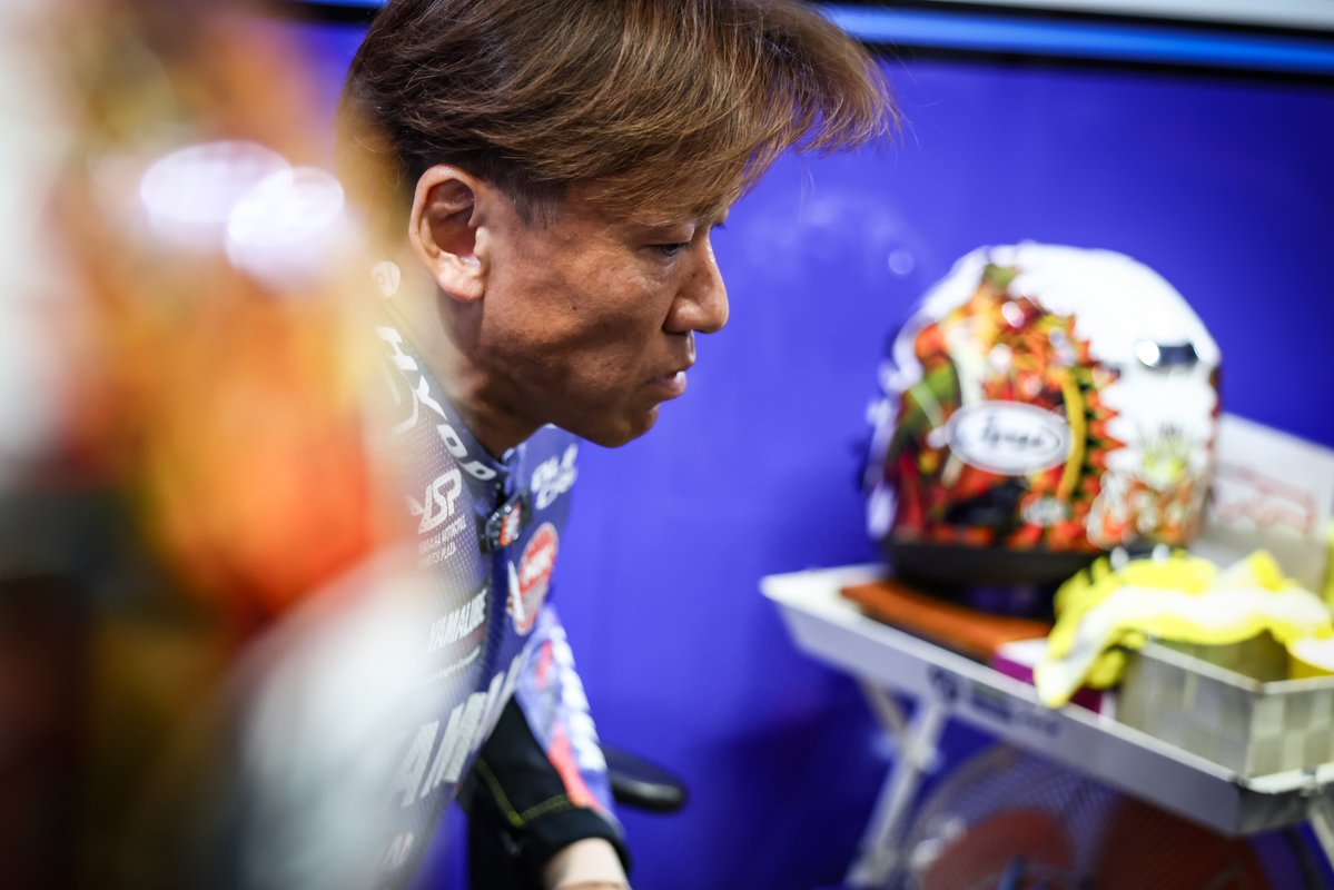 yamaha_race's tweet photo. 🇯🇵━━━━━━━
#全日本ロードレース
Rd.7 鈴鹿最終戦
━━━━━━━🏁

🔵#JSB1000 ウォームアップ
中須賀選手がウエット路面でトップタイム。
レース1に続き、JSB1000での95勝目を目指します。

ラストラン 決勝レース2は13:40～
ライブ配信📺
https://t.co/b0gOXWbQQS
#YamahaFactoryRacing #YZFR1 #R1 #YAMAHA
#中須賀ラストイヤー