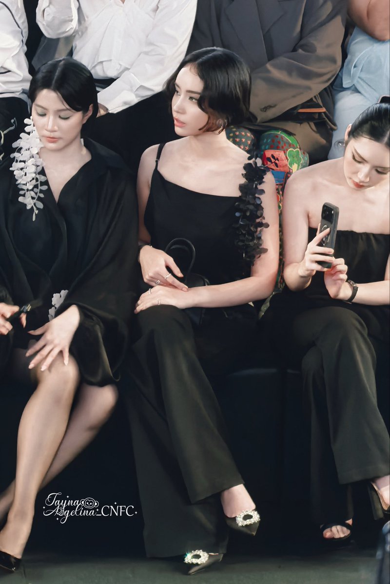 JaynaAngelinaCN's tweet photo. ✨💛 Stunning at first sight, impossible to look away! Every appearance leaves us mesmerized! 😍

GINJAY NICHP EFW26
#GinJayatEFW26ICONSIAM #aangelinaass https://t.co/JhubOy0EOl