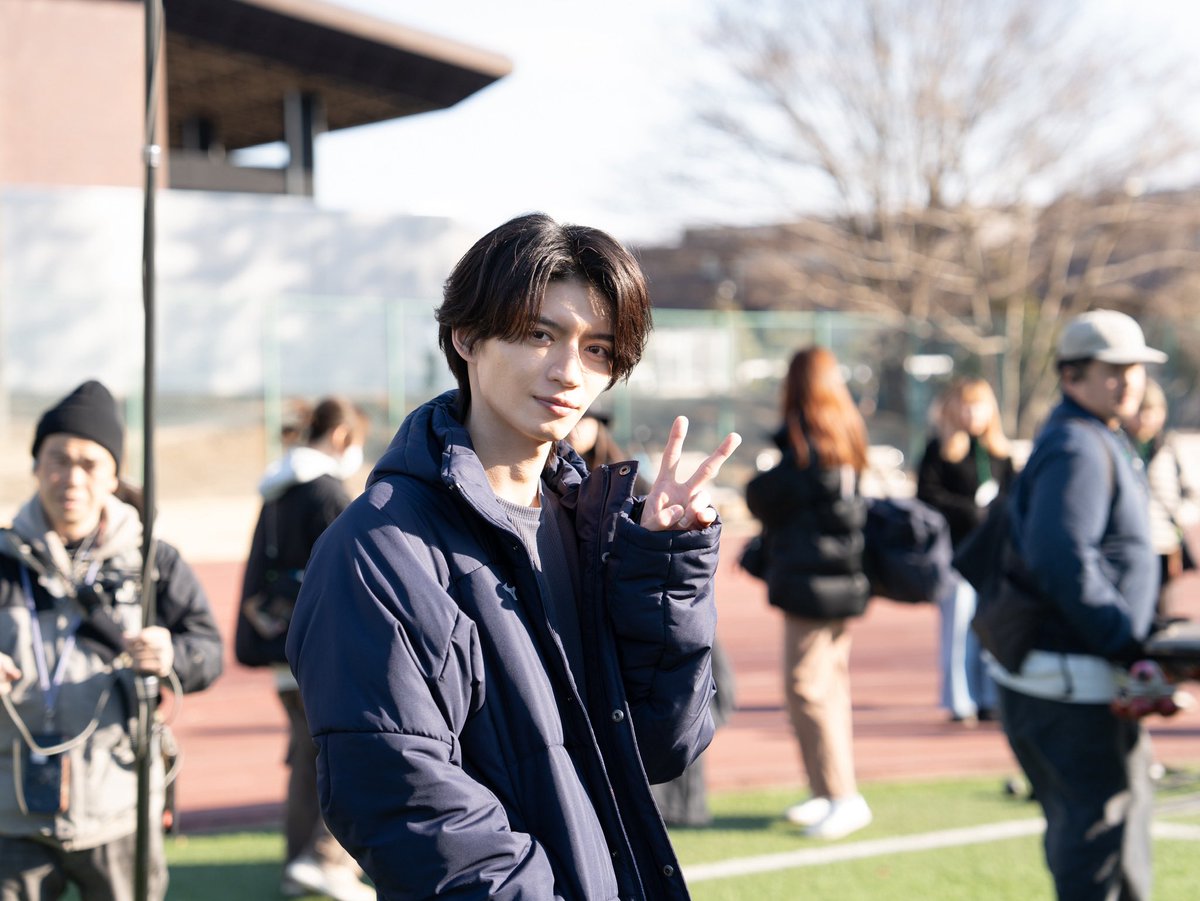 orehako_ntv's tweet photo. ／
#俺たちの箱根駅伝 オフショット📷
＼

学生連合チームのキャプテン・青葉隼斗
改め、カメラマン・小林虎之介くんが
一眼カメラで撮影した
学生ランナーたちの写真を公開✨

撮影時の休憩中などにみんなの素敵な写真を
たくさん撮ってくれていました！

※一部スタッフがカメラをお借りして
  撮影した写真もあります。

第1〜3話はTVerで無料配信中📺
🔗 https://t.co/u1356kjolP

#俺たちの箱根駅伝
【第4話】10月31日(土)よる9:00放送

小林虎之介 奥智哉 水沢林太郎 
菅生新樹 池田匡志 杢代和人