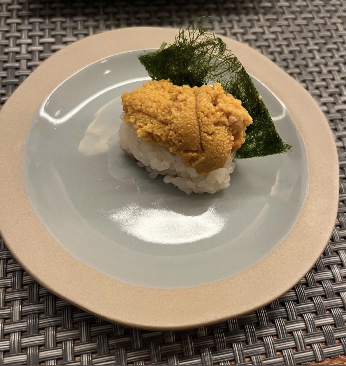 japan_sseul's tweet photo. 日本のタヌキちゃん達❣️
ちょっと休憩で
これを評価してほしい！

釜山にあるよく行く寿司屋さん
なんだけどこれセットで四千円だったら
安いそれとも高く感じる？
(ウニとトラフサモンは別棟）

싸다고하면 한국사람한테 추천할게! https://t.co/lY2deB5zwH