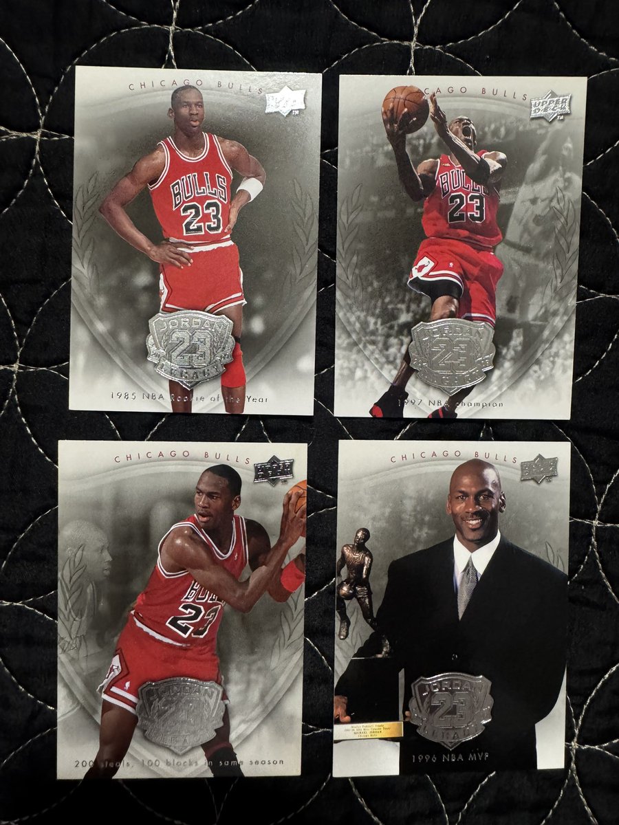 Kemptribe's tweet photo. @cardboardbst @3bangerbreaks Michael Jordan-$3.00 each or $10.00 for lot https://t.co/sypYpMiT7I