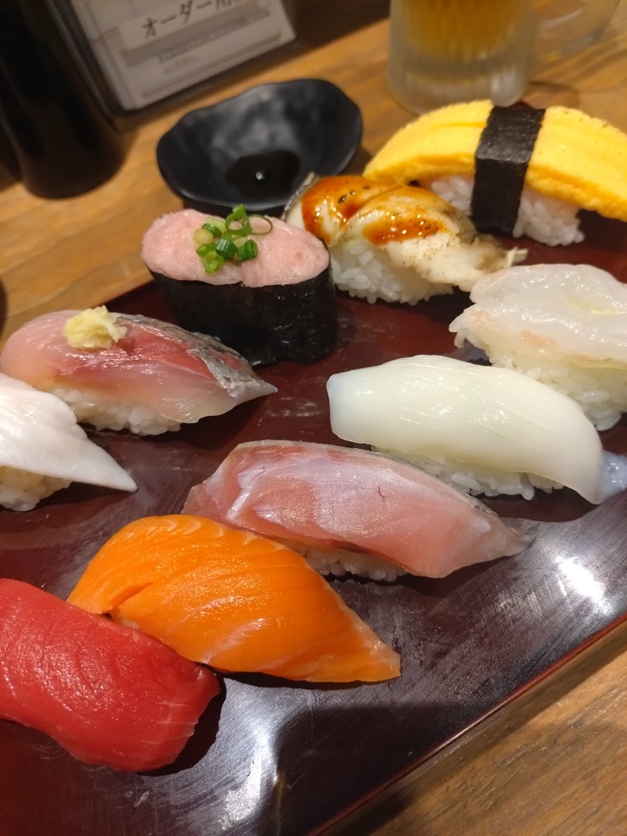 linkle_ikarashi's tweet photo. 実は…お寿司のことが大好きです（告白）
#こんなんもうフェイシャルエステ https://t.co/B3Jvdpzlzw