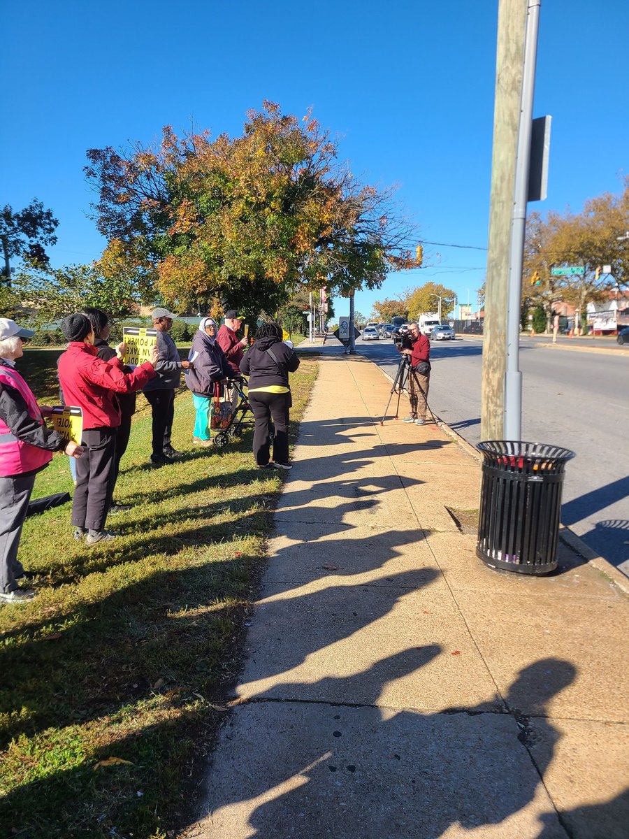 Maryland_PPC's tweet photo. @BRepairers @mbpuskar @CNSmd @KidMixPhoto On Oct 22, first day of early voting in MD, Maryland #PoorPeoplesCampaign led 2 marches as part of @BRepairers  #1000MarchesToThePolls . Here are Baltimore pix (video coming!)
ft. Rapid Response Choir, @linnell_fall et al

#ForwardTogether #WeWontBeSilentAnymore #OurVoteOurPower https://t.co/g67ALSftvK