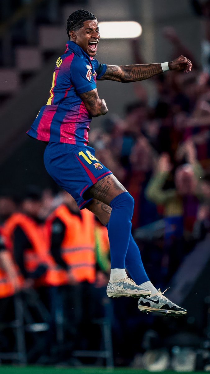 mrderby64's tweet photo. Rashford Wallpaper 4k
-
📥4k Version : https://t.co/cY32U4i9YE https://t.co/RmsHYtGGo7