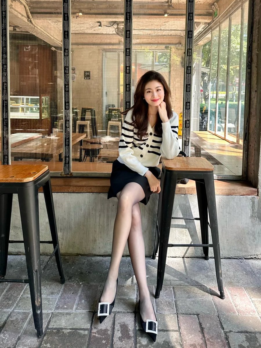 Loshie94's tweet photo. 趁着周末孩子们都去玩了，见了两个来到我们城市玩的老同学～ 到了这个年纪，好像曾��朦胧的暧昧都可以捅破了。没想到他的体力还是挺好的 https://t.co/DLivkHmAL2
