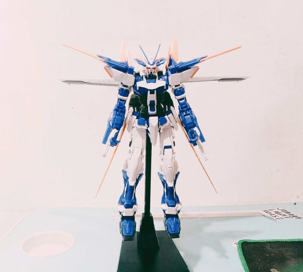 donikurn13's tweet photo. Dijual Bandai MG Astray Blue Frame D 400 ribu bonus DSPIAE Siren gratis ongkir maks 25 ribu cc:@Levi_JKT48 @Le_ViosaOFC https://t.co/NwkfWEODwL