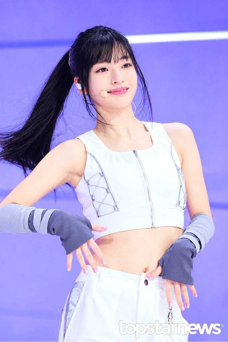 aorayune's tweet photo. 나 진짜 라다한테 완전히 매료돼서 헤어나올 수가 없음 ㅠㅠㅠㅠ 세상에 나와줘서 데뷔해 줘서 진짜 너무 고마워 💖 https://t.co/L7Plv4FC6W