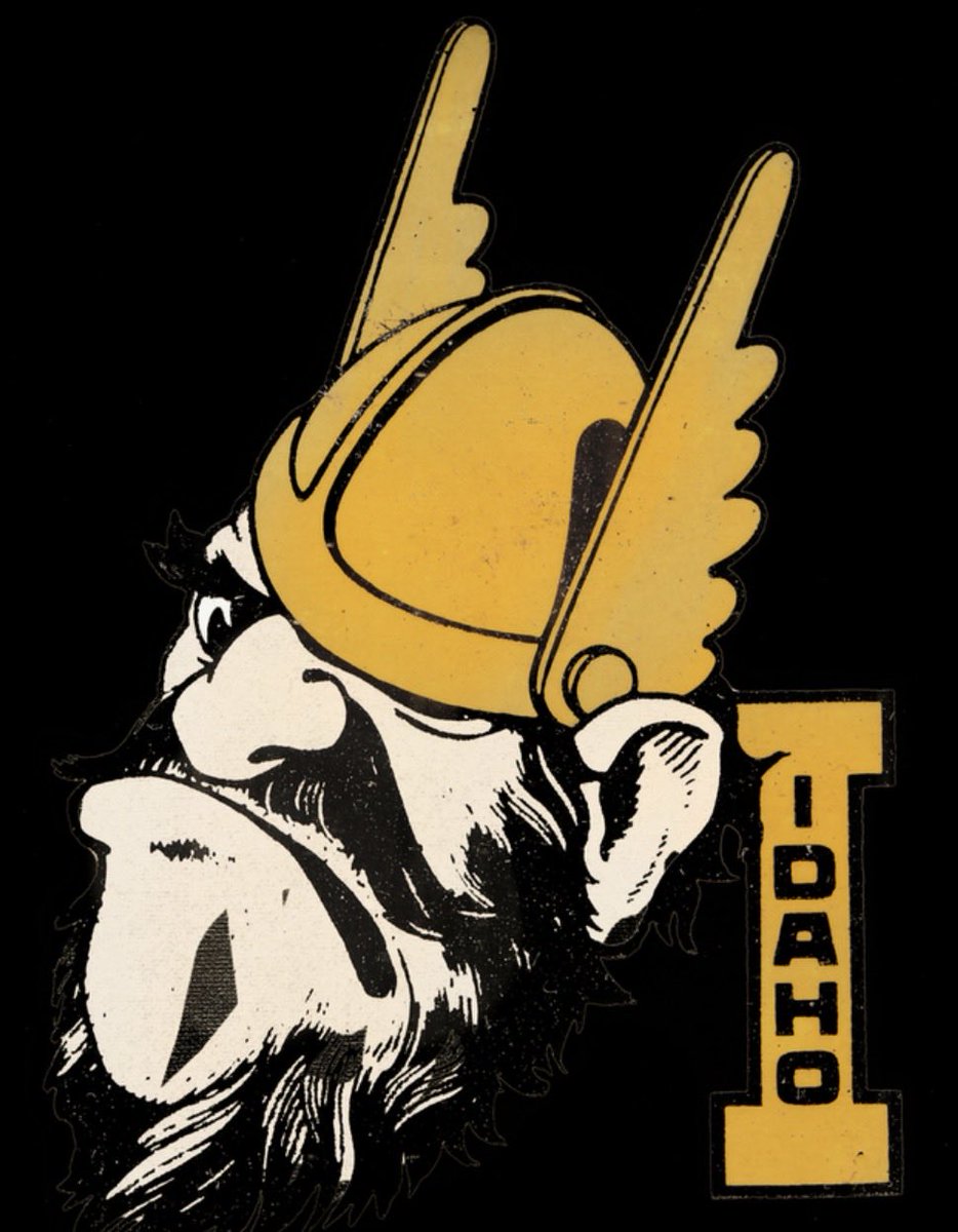 TyBall2028's tweet photo. After a great visit in Moscow and a conversation with @CoachTFord I am blessed to receive my first D1 offer form @VandalFootball! @IdahoRecruitHub @idahosports @PrepRedzoneID @FCSNationRadio1 https://t.co/3l9Nthavh4