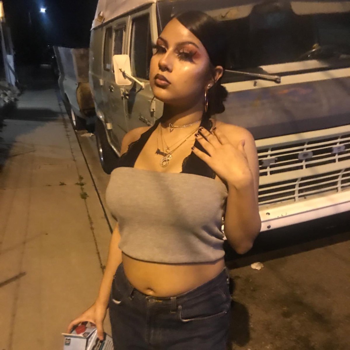 fimbogoonz's tweet photo. Follower’s ghetto PRIME Latina irl 😵‍💫 https://t.co/5wUv2WeRGr