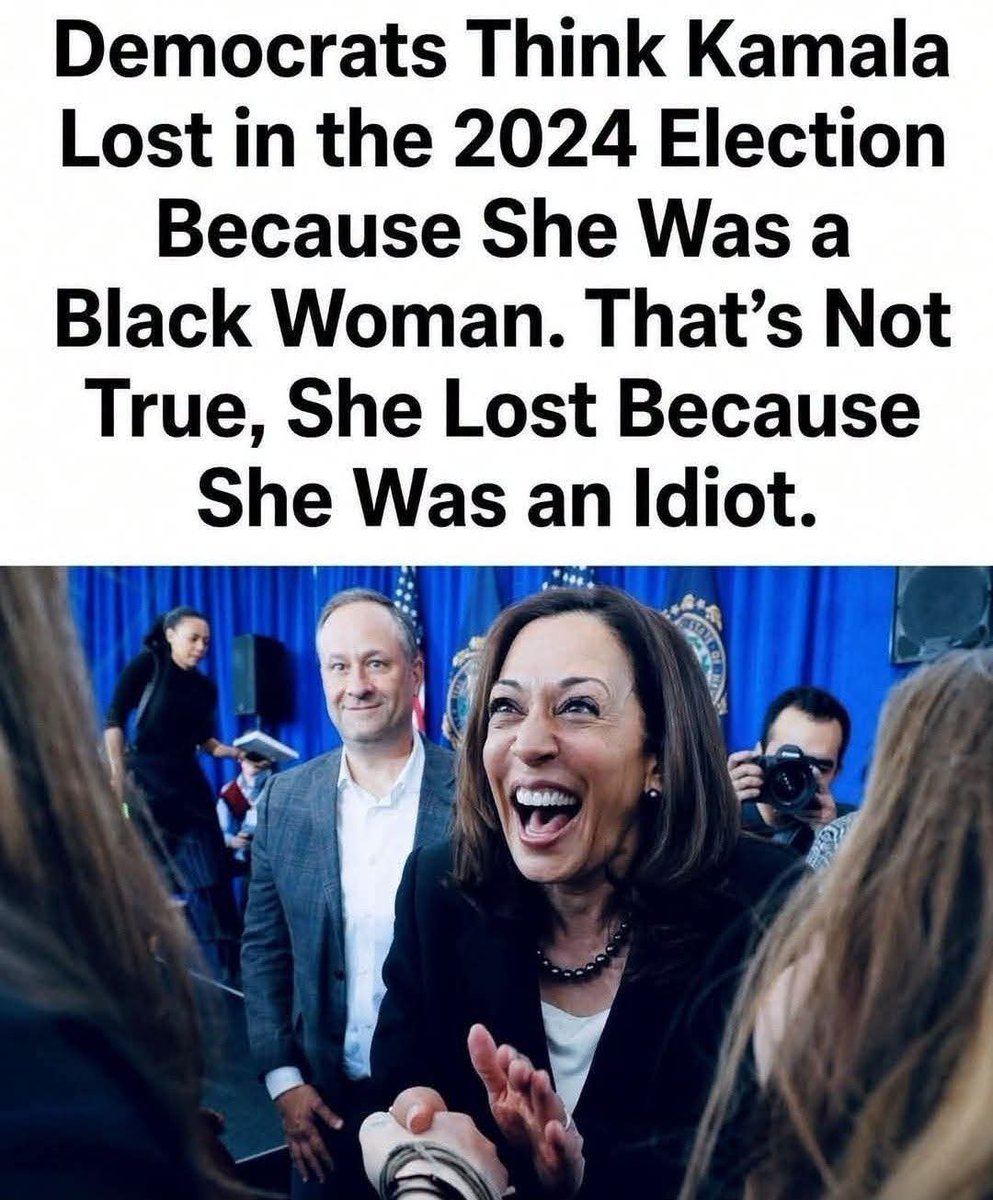 shellshellBrow1's tweet photo. So true she's so fuckin stupid! https://t.co/D11aPGcjAx