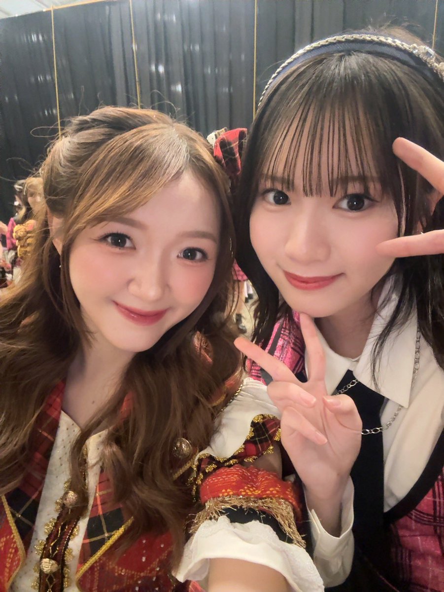 AU_LiaJKT48 tweet picture