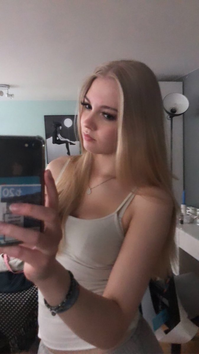 fimbogoonz's tweet photo. This follower’s irl is unfortunately expired now, but they sent in PRIME pics for yall 😵‍💫 https://t.co/q0qJwddhSN