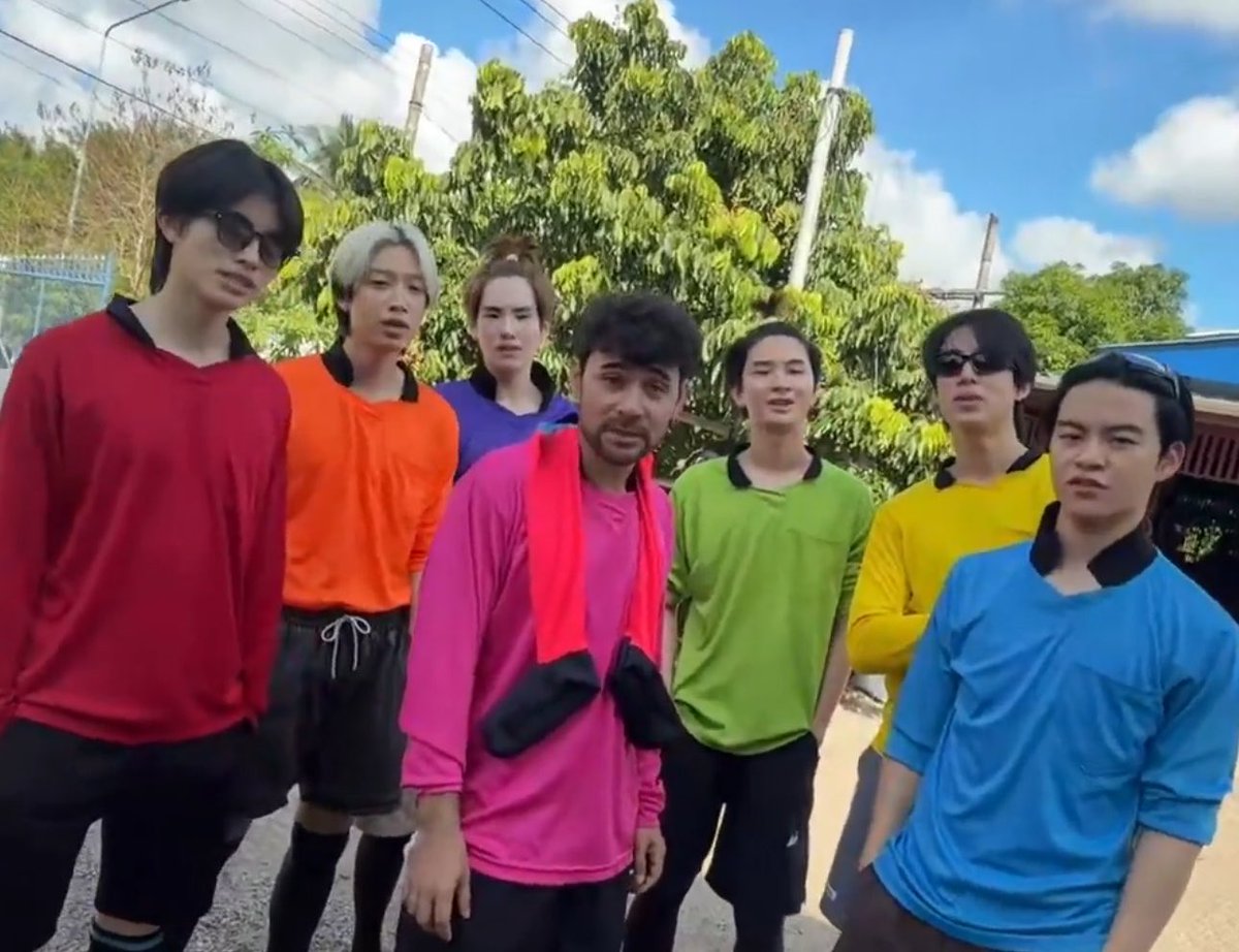 Neww0rldz's tweet photo. หน้าสดมาเลย5555 https://t.co/6j1AOxO5zg