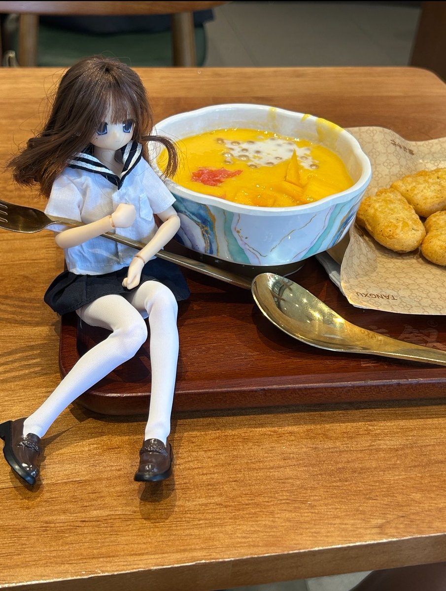 MEKARUKA_'s tweet photo. 自设酱 https://t.co/zQ3Dn7boxq