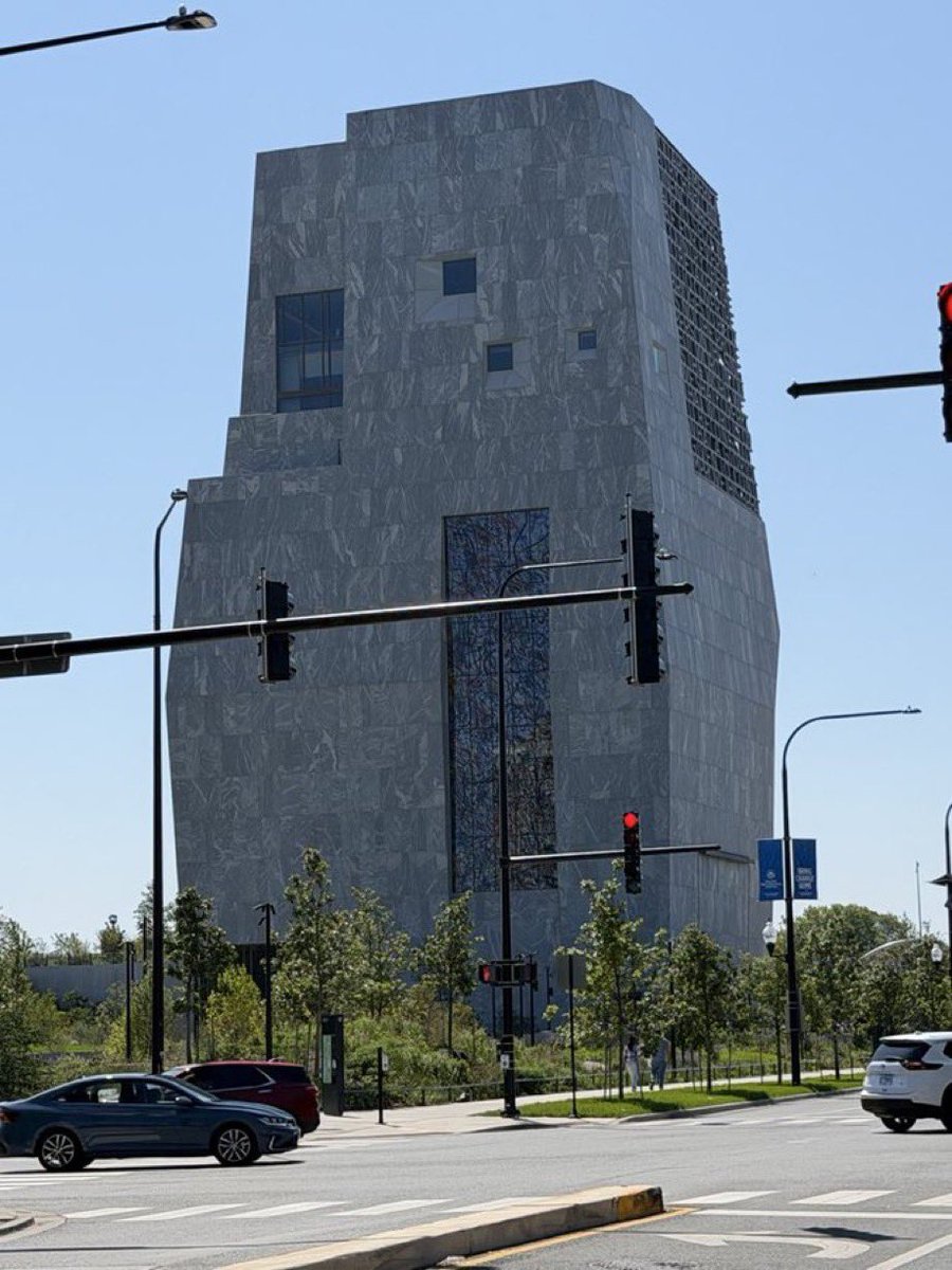 1Nicdar's tweet photo. First Barry Soetoro builds this giant concrete trash can/outhouse replica in Chicago, then criticizes President Trump's White House renovations. 

I think the Kenyan should probably stay in his own lane. https://t.co/84Tu4TpH0u