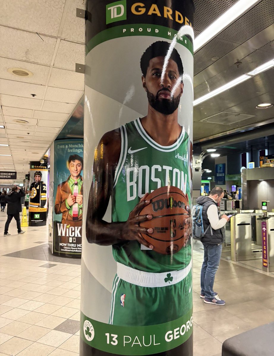 cheapiemac's tweet photo. Never seen a player speed run losing their entire legacy faster than Jaylen Brown

Glory to the PGPole https://t.co/R6hOoJAPPh
