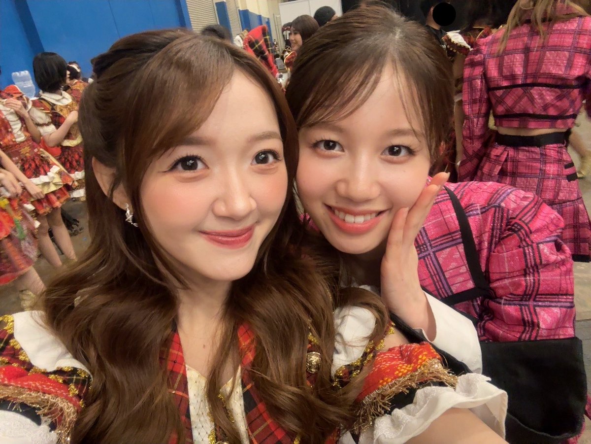 AU_LiaJKT48 tweet picture