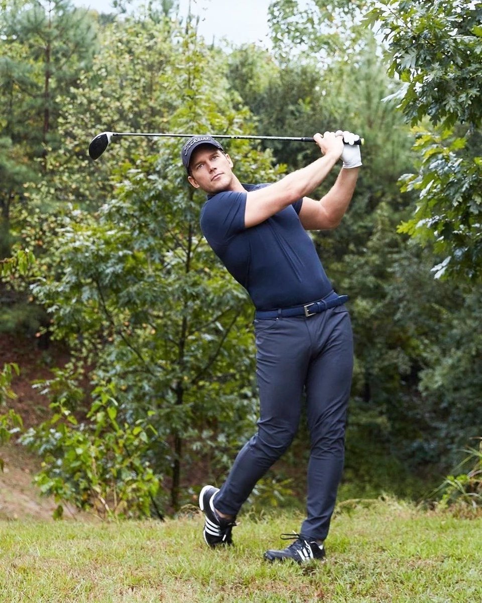 DonMike_X's tweet photo. Chris Pratt lining up a golf shot like he knows the camera’s the real audience… https://t.co/OSimkk4Sxo