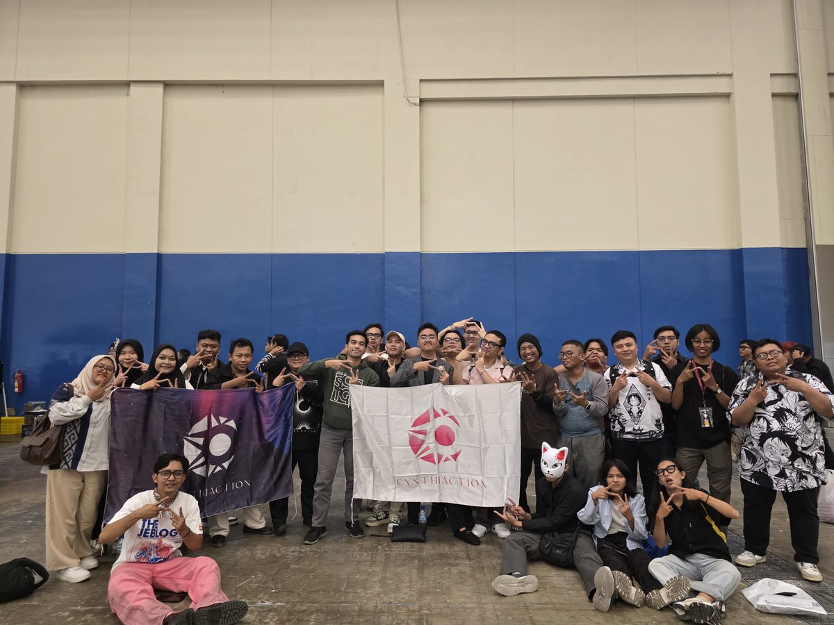 Cynthiaction's tweet photo. Terimakasih cymit-cymit yang sudah datang bertemu @Y_CynthiaJKT48 kemarin!!
Jangan lupa untuk tetap tersenyum🙂
Sampai bertemu kembali di event yg akan datang!!🫶 https://t.co/45qAHzr4dP
