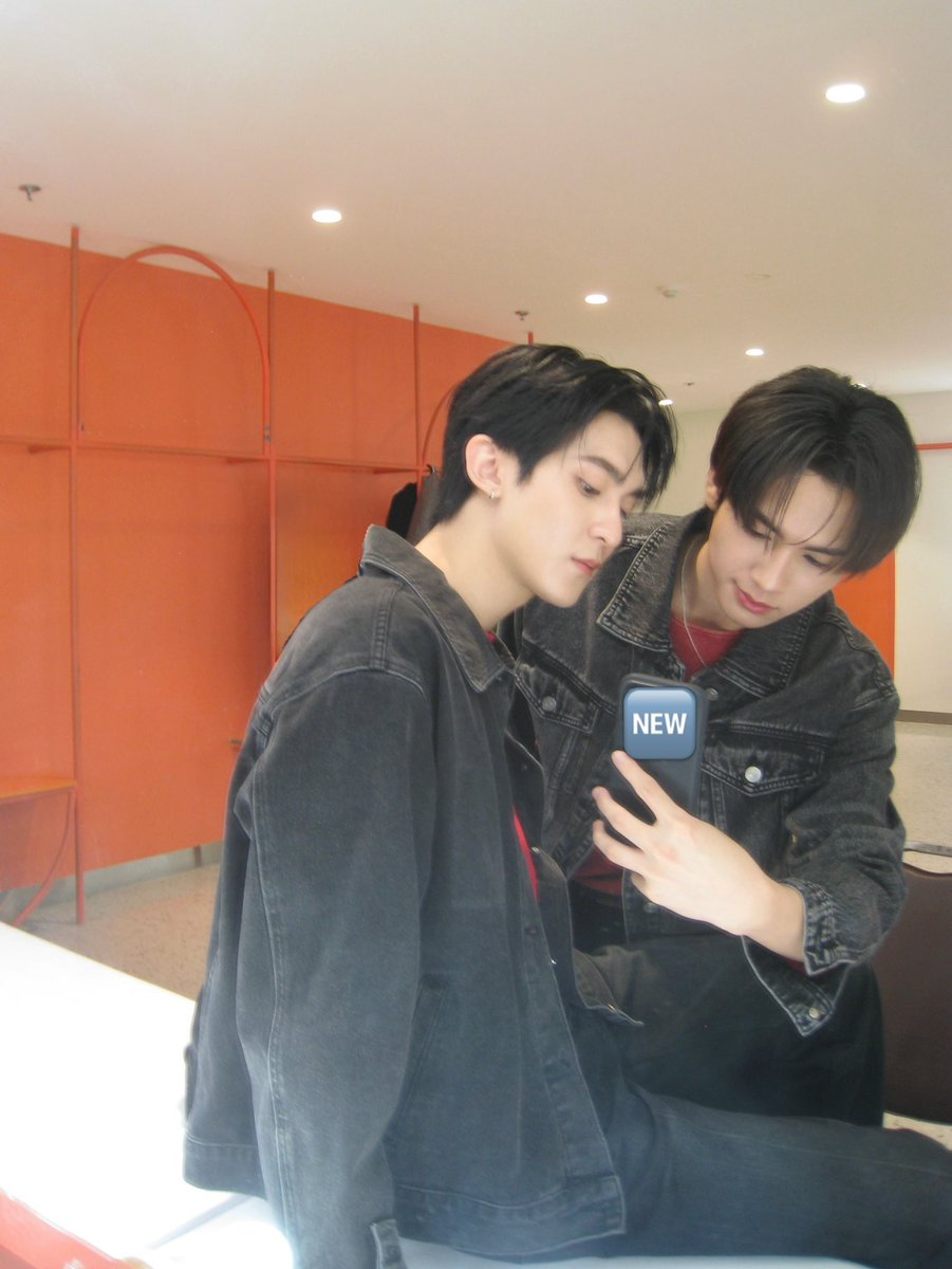 kenthirds's tweet photo. หล่อแพ็คคู่จัด

#rryjinnn #chira_patt https://t.co/dc7tzE2fQP