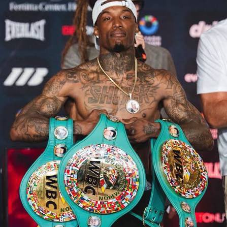 OnTheRecordBox's tweet photo. 👑👑👑FOSTER UNIFIES WBC IBF &amp; WBO TITLES

O’Shaquie Foster BEATS Emanuel Navarrete via Unanimous Decision &amp; scored TWO Knockdowns in their Super Featherweight Unification Bout (115-111, 118-108 x2)

Foster now holds the WBC IBF &amp; WBO Super Featherweight World Titles. https://t.co/O2r9aEfWnd