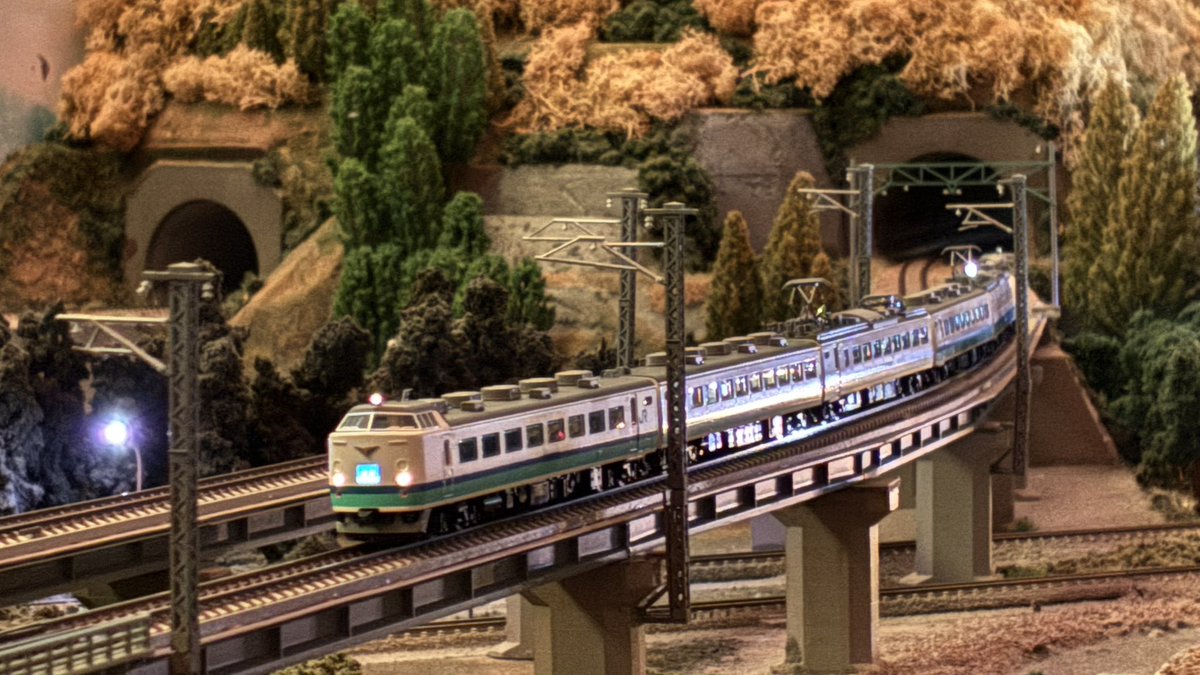 Re_Color_train's tweet photo. 【東京・本店4階】昨日ご来店のお客様③

485系 特急北越

※ 7,8番線使用

#リカラー #Re_Color #鉄道模型 #ｎゲージ  #レンタルレイアウト https://t.co/sdZgzmPuh6