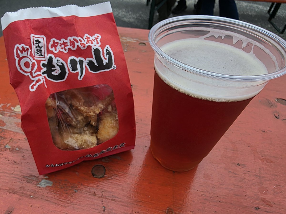 8maki_'s tweet photo. 昼ごはん、菊花賞エールと唐揚げ🍺 https://t.co/3ju4v2UaRF