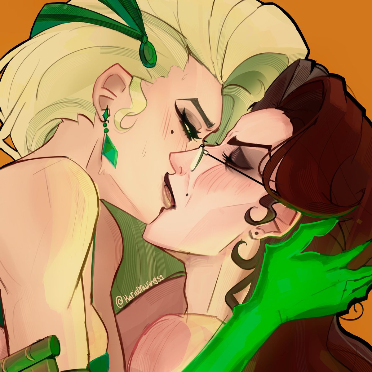 kariedrawingss's tweet photo. The quality gets effed up so bad hold on I’m testing a mor close up https://t.co/Rd8klIwl9U