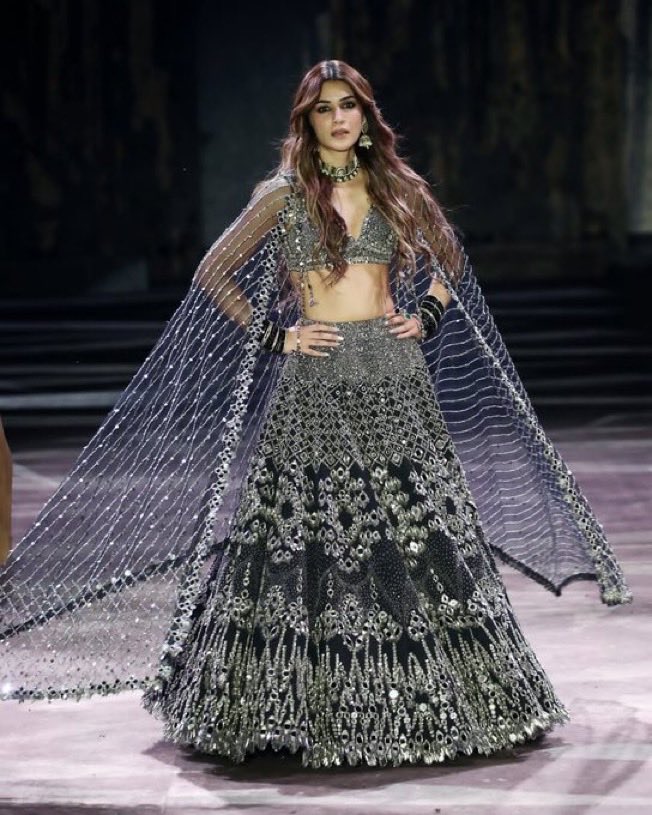 IamRC19's tweet photo. Serving pure main character energy on the runway! 👑🔥

Kriti Sanon steals the spotlight as she closes Abhinav Mishra’s “Into The Wild 2026” couture show. That stunning mirror work, royal elegance, and effortless confidence! ✨❤️

A QUEEN OWNING THE RUNWAY! 👑💫

#KritiSanon #AbhinavMishra #Kriti #IntoTheWild2026 #Couture #celeb #FashionGoals #RunwayQueen #bollywoodactress #Bollywood