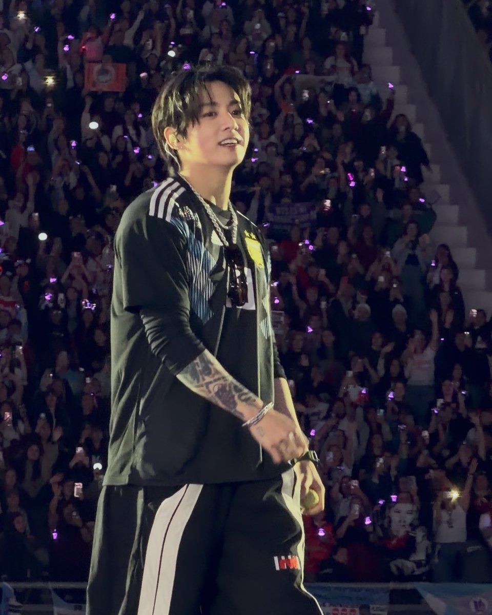 GoldenJKUnivers's tweet photo. Some some shots of Jungkook you won’t see elsewhere cause I took them. https://t.co/KFjC5iSLaW