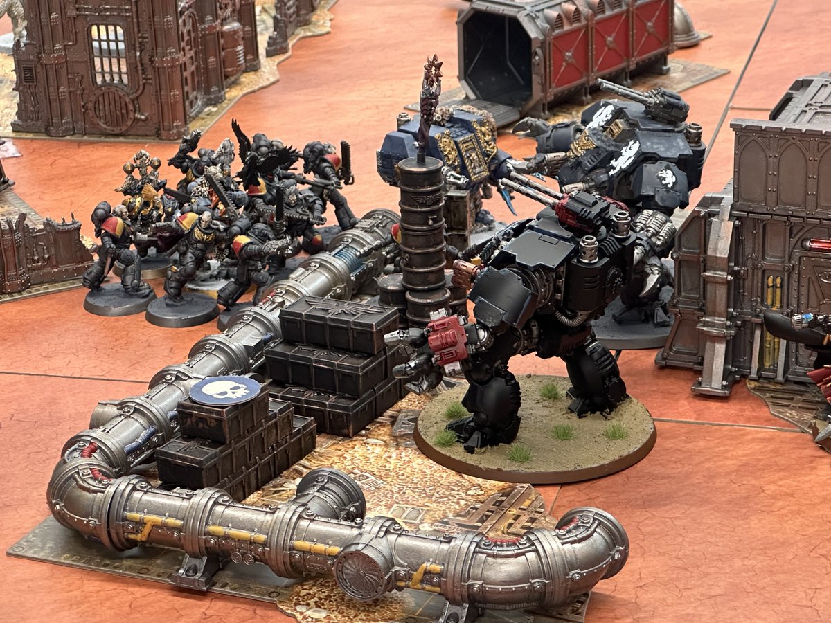 WHMachida's tweet photo. ランチタイム町田！
ゲームテーブルでは40kゲームがスタート！🎲
週末はストアでゆったりウォーハンマーしませんか？
後半戦は15:00スタート！
19:00までお待ちしております！ https://t.co/wm5gjbq2yP
