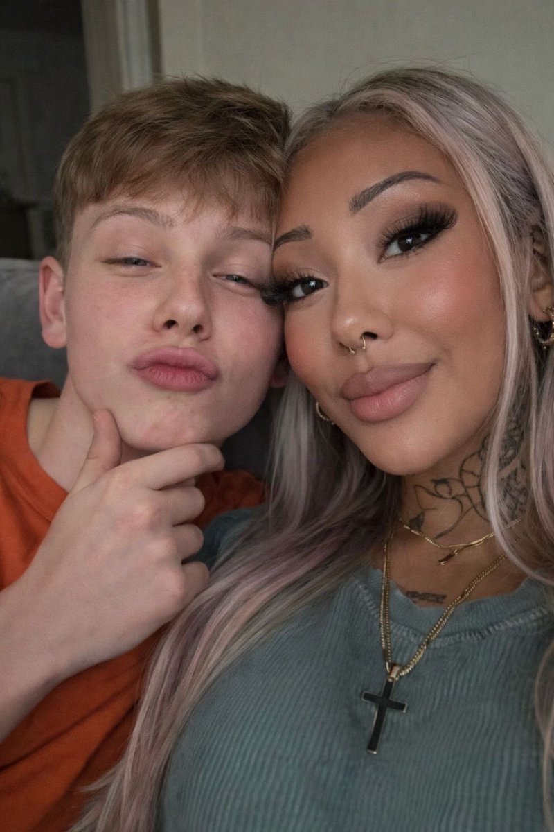 TLumins's tweet photo. Met ally Lottie ❤️ stole juice wrld  girl https://t.co/hpSn2B1Rdd