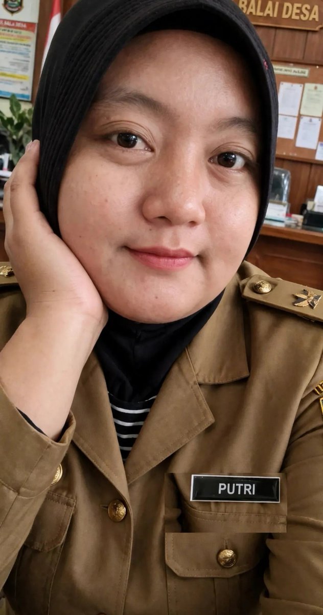 putriRahmaamw's tweet photo. Cantik pakek krudung apa engga?? https://t.co/aQPjlgqUiP