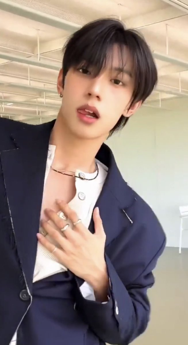chocosongeee_'s tweet photo. 프초는 믿고 본다. https://t.co/Z3SK5sX6MU