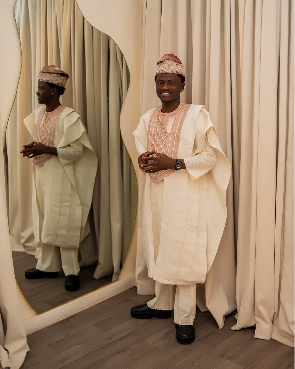waleeffects_'s tweet photo. Photographs of Former old taker 😂❤️  Abati https://t.co/usPDKIiuUH