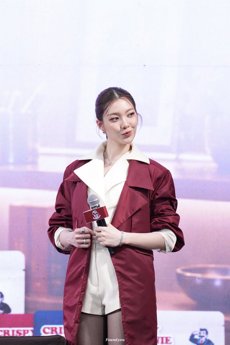 wefoundyouu's tweet photo. สวัสดีคับบอสออม 🫡

ORMKORN X BOSSIE KUP
#OrmBossieKupGrandOpening
#ออมกรณ์นภัส #OrmKornnaphat https://t.co/YjrPtYw5L4