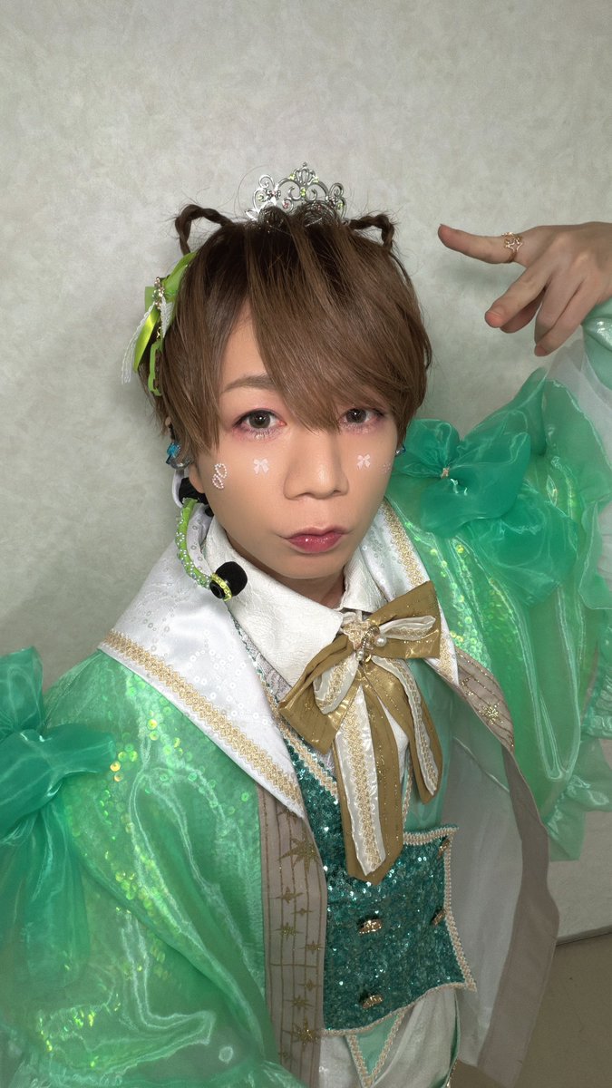 uratasama tweet picture