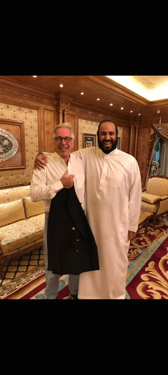 _Aabed_44_'s tweet photo. @SaudiNews50 تحت حماية ابستين https://t.co/XziejrroTh