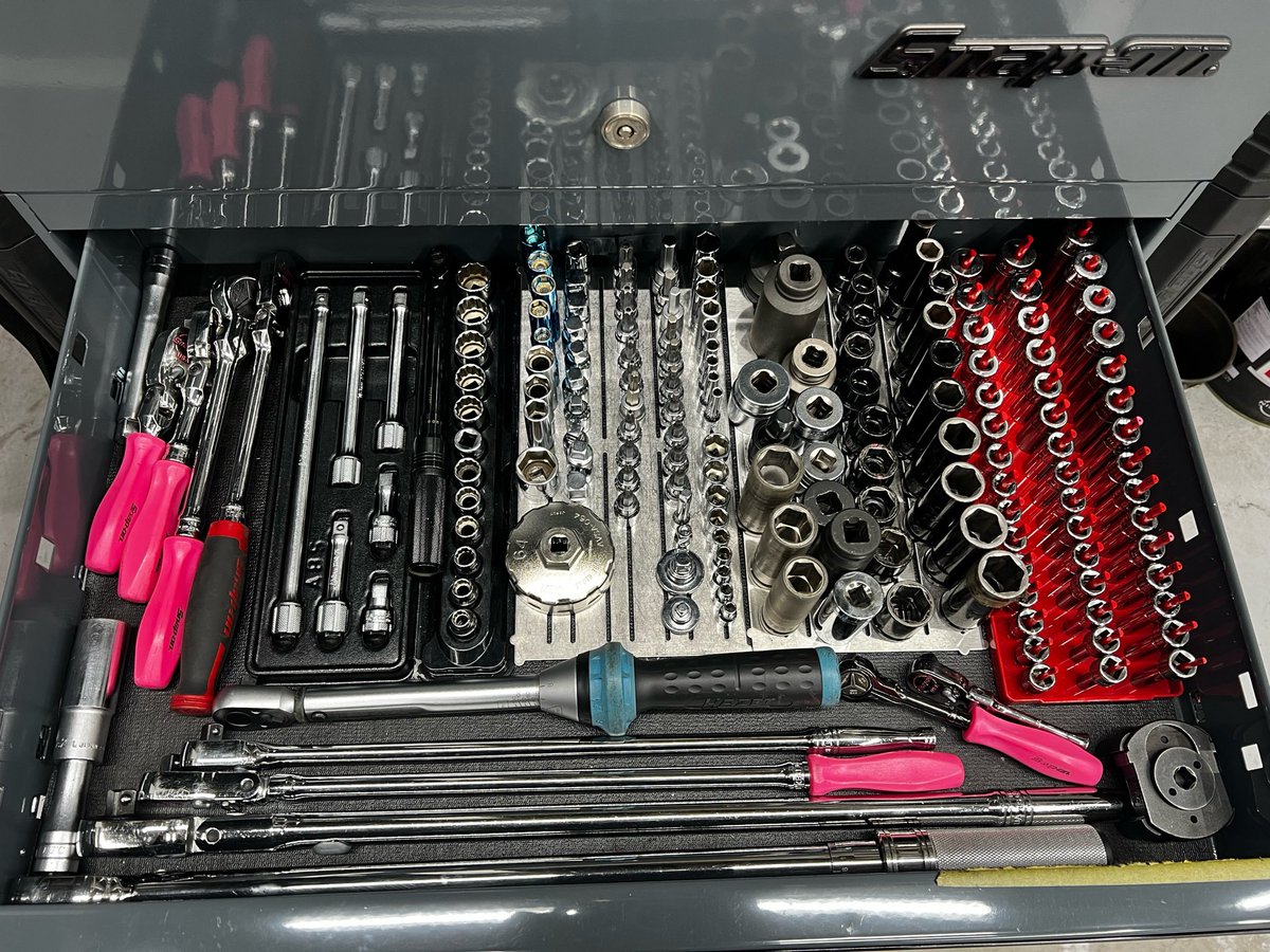 x0mh9j's tweet photo. ふつくしい私の工具達 https://t.co/dlNtXuKbIm
