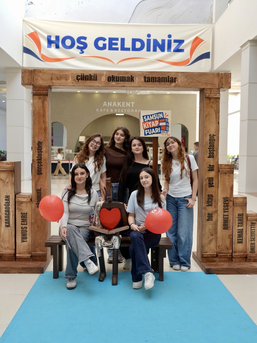 samsun_kitap's tweet photo. Samsun Kitap Fuarımızın 2. gününde
Kitapseverlerle buluşmaya ve kitapların dünyasını paylaşmaya devam ediyoruz. 📚❤️ https://t.co/xZxH8xosdp