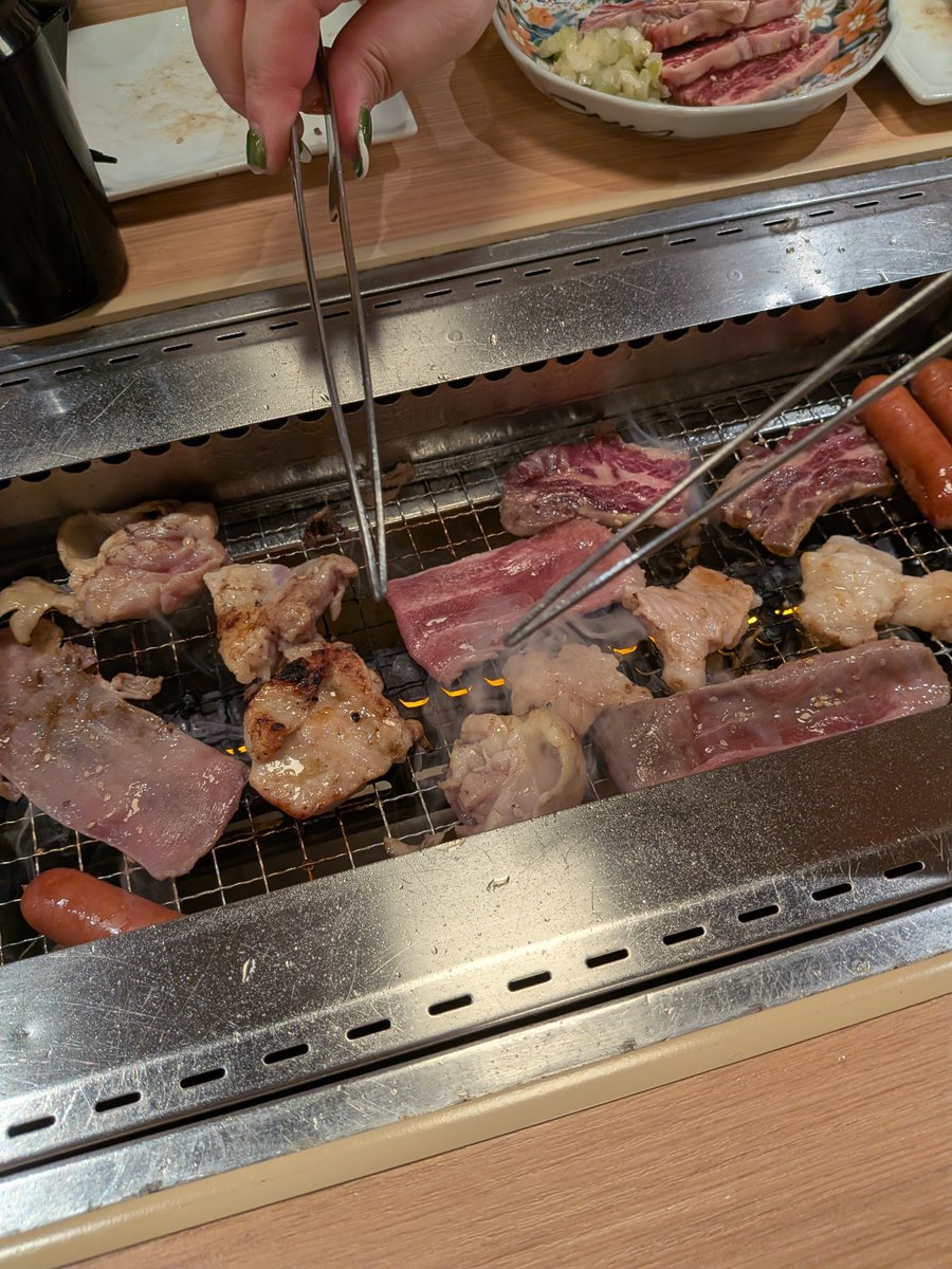 topibanashi's tweet photo. アフター♡肉🍖 https://t.co/UbpGOaYDL5