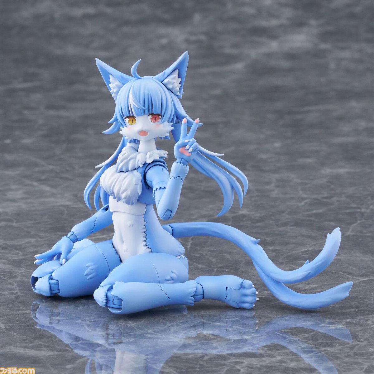 famitsu's tweet photo. おまねこくんのプラモデルが12月発売。付属のエプロンで着飾れば、より魅惑的なオスネコに
https://t.co/r629BBynx2

けもプラのベースキットに合わせた、新規造形でおまねこくんを再現。彩色済みフェイス3種、ハンドパーツ7種、デジタル迷彩柄エプロンが付属。 https://t.co/jE3QhZiRlj