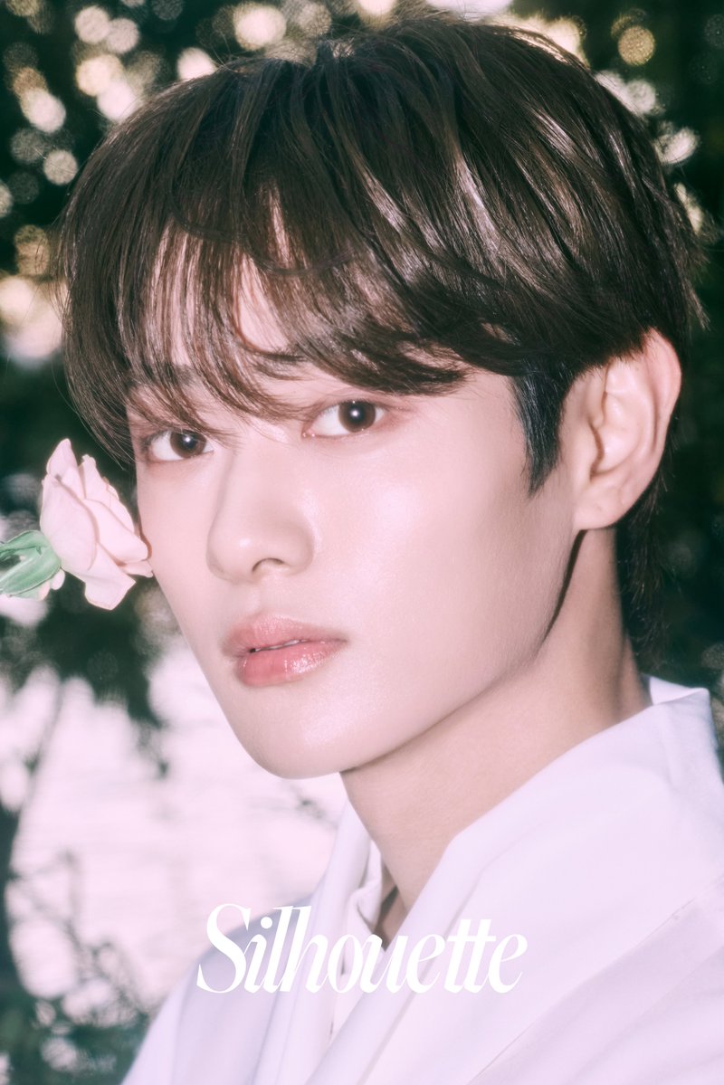official_ntop's tweet photo. https://t.co/ZdonaaKNOt 1st MINI ALBUM
[WE:BLOOM]

SOLO CONCEPT PHOTO (BLOOM ver.)
#타쿠토 #TAKUTO

RELEASE | 2026.10.29 12PM (KST)

#NTOP
#WE_BLOOM #Silhouette https://t.co/879qXHQAPa