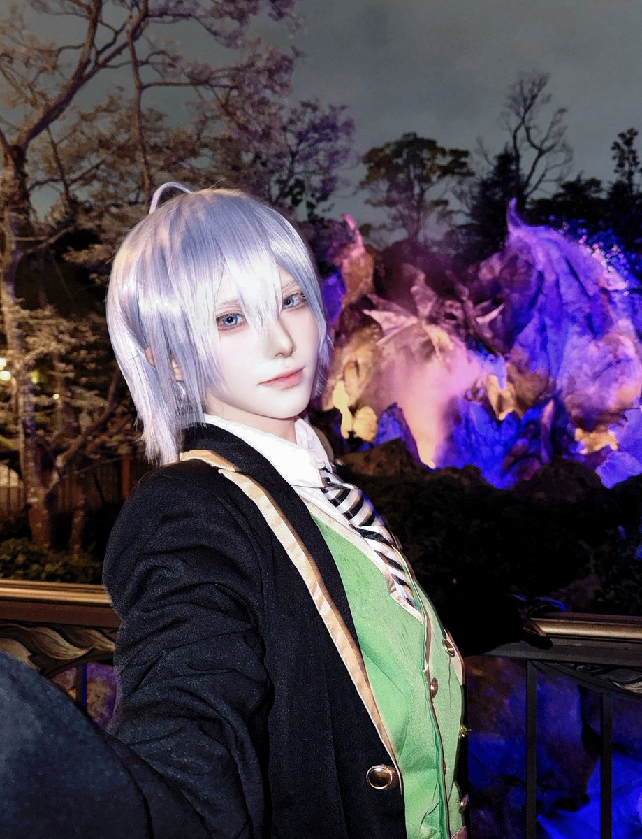 le0l_eokun's tweet photo. ⋆.˚₊✩°｡⋆「同じ夢を見よう」⋆｡°✩₊˚.⋆ 

⋆｡°✩₊˚.⋆ ⋆.˚₊✩°｡⋆ ⋆｡°✩₊˚.⋆ ⋆.˚₊✩°｡⋆

#dハロ仮装2026 #Dハロツイステ https://t.co/utiI4SiRdn
